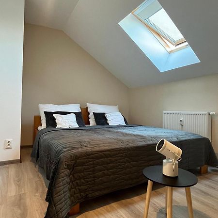 Tranquille Inn Apartment Kysucke Nove Mesto エクステリア 写真