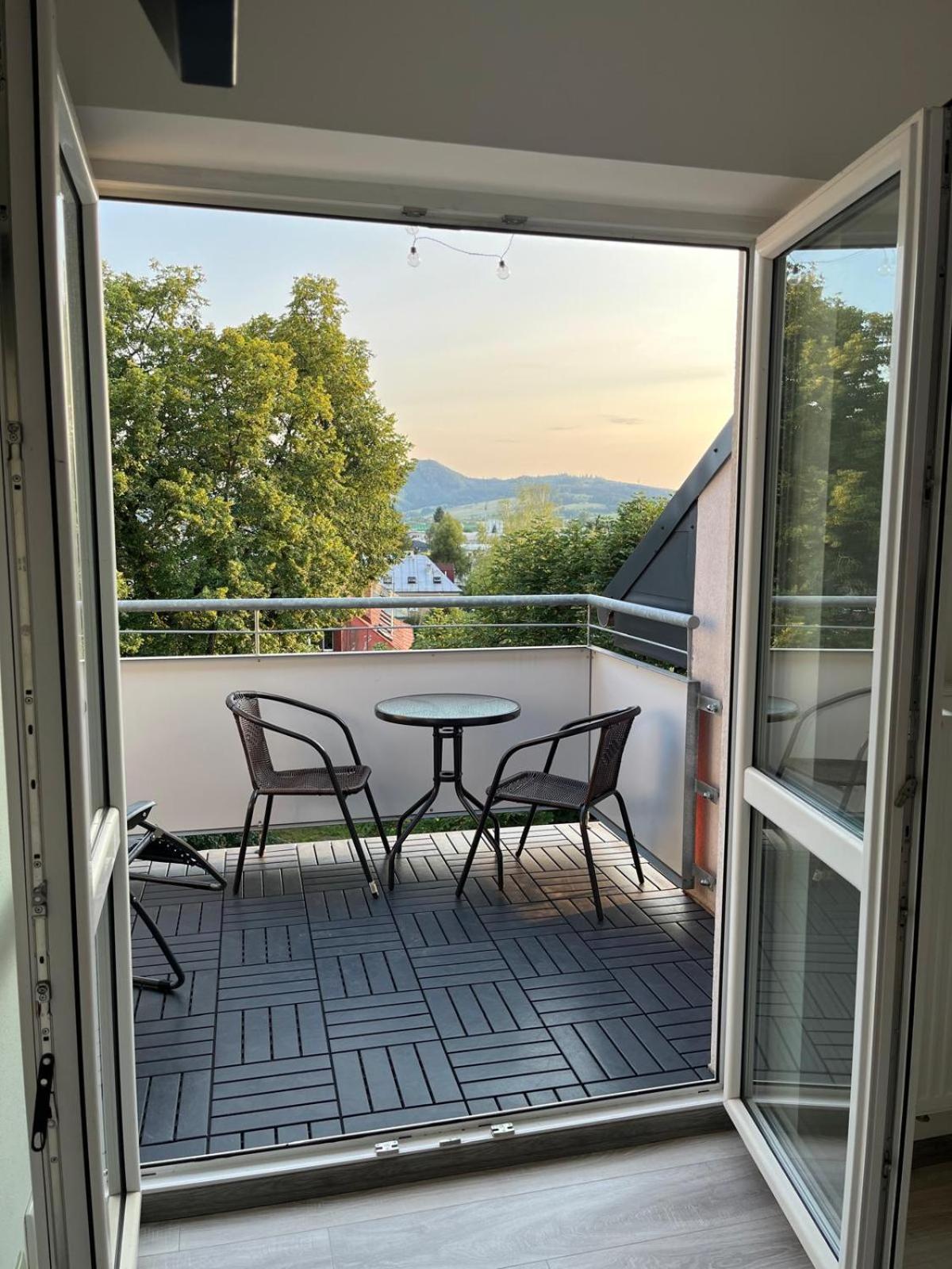 Tranquille Inn Apartment Kysucke Nove Mesto エクステリア 写真